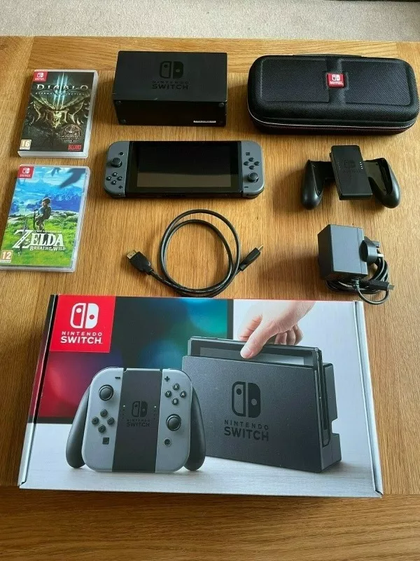 Nintendo Switch 32gb Console Bundle With Games, Dock And Cas