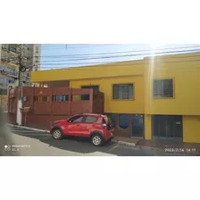  Casa Comercial Com Sobrado Com Localização Estratégica Com 30 Vagas De Garagem