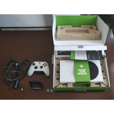 Xbox Series S Perfecto Estado+baterias Recargables