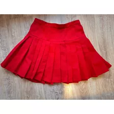 Falda Roja Con Pliegues 