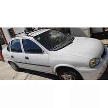 Corsa Sedán 2007 Nafta 1.6.