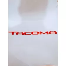 Emblema Letras Toyota Tacoma Tapa Trasera Relieve Color Rojo