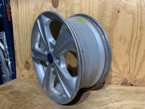 Rin Aluminio 17x7.5 Ford Escape 2013 - 2016 5 Birlos Foto 4