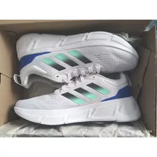 Tenis adidas Questar