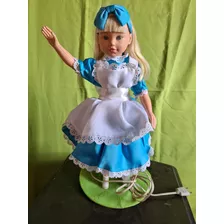 Boneca Motorizada Que Dá Tchau