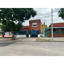 Alquiler Apartamento Planta Baja 2 Dormitorios, 2 Patios, Carreras Nacionales Y Echagoyen, Ituzaingo Maroñas 