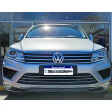 Volkswagen Touareg V6 3.0 Premium