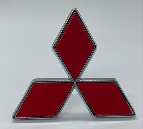 Mitsubishi Montero Pajero Trbol Emblema Foto 2