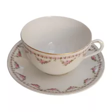 Antigua Taza De Té De Porcelana Con Bellas Flores .