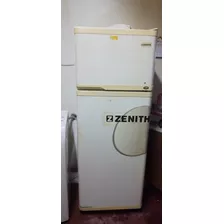 Heladera Con Freezer Zenith 