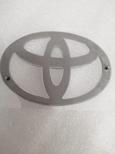 Emblema  Logo  Cajuela Toyota Rav4 09-20 Np: 75431-02080 Foto 3