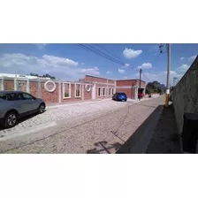 Casa En Venta En Centro Hipico Tequisquiapan.