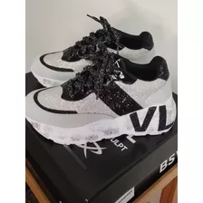 Zapatillas Bsvl Blancas Con Negro Y Plata Nro36