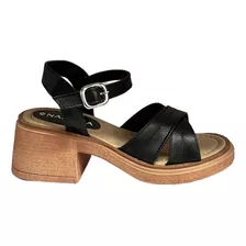 Sandalias Nazaria Mujer Talle 36 Color Negro 