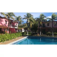 Encantador Townhouse A La Venta En Margarita, Muy Cerca De Playa El Cardón. Cahp. 24-2250