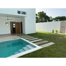 ¡oportunidad Única En Venta! Villa Moderna A 600 Metros De La Playa Las Ballenas (las Terrenas)