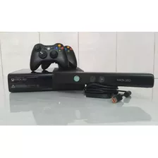 Xbox 360 Super Slim Com Kinect E Dois Controles + 3 Jogos
