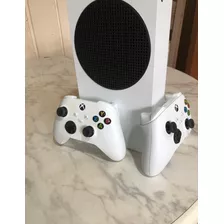 Xbox Séries S 2 Controles 
