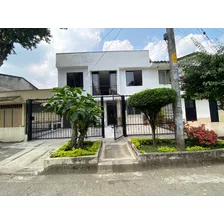 Gran Casa En El Limonar En Venta - Cali