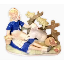 Figura Porcelana Fina Antigua Niña Campestre Con Obeja