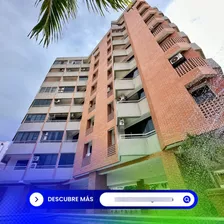 Penthouse En Venta Ubicado En; La Guaira - Playa Grande