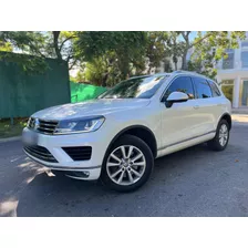 Volkswagen Touareg V8 - Touareg Premium - Tiguan 