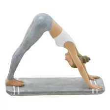 Escultura Mulher Yoga 13,5 Cm