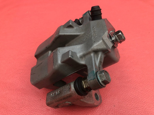 Caliper Trasero Izquierdo Toyota Rav 4 2013 A 2018 4x2  4x4  Foto 3