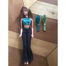 Barbie Con Dos Cepillos