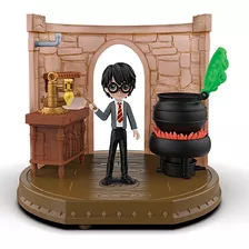 Harry Potter Playset Sala De Aula De Poções Com Figura