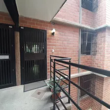 Se Vende Apartamento En Nueva Casarapa, La Zafra, Guarenas, Miranda.