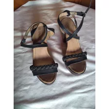 Sandalias Berna Negra Talle 38 Nobuk