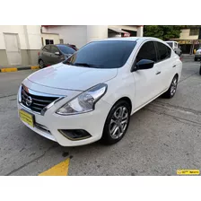 Nissan Versa / Modelo 2016