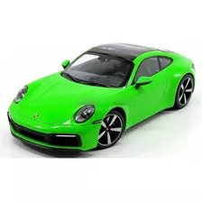 Porsche 911 992 - Carrera 4s Coupe 2019 Verde 1/18 Miniatura