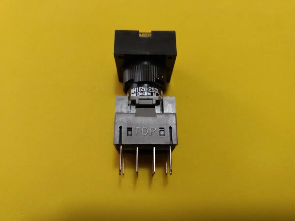 INTERRUTTORE SELETTORE COMANDO Elettrico Fuji Ah165-P3B33 EUR 17,45
