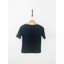 Remera - Uniqlo - Talle S