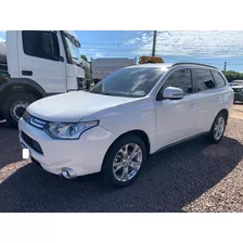 Mitsubishi Outlander 2.0 16v 160cv Aut 13/14 R$ 68.000,00av