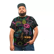 Camiseta Plus Size Estampada Neon Party Anos 70