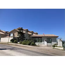 Casa En Venta De 4 Dorm. En La Serena