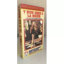 Antiguo Vhs Y Dios Creo A La Mujer Subtitulada En Español 