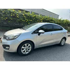 Kia Rio Sedan Mec 2015