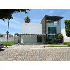 Venta De Casa En Lomas De Angelopolis I, La Isla, San Andrés Cholula, Puebla