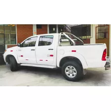 Camioneta Pick Up Toyota 4x4 Hilux 2008 Con 117km