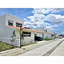 Casa En Venta En Metepec, Estado De México.