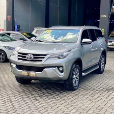 Toyota Hilux Sw4 4x4 Diesel