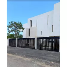 Departamento Amueblado En Renta En Temozón Norte, Merida Yucatán. Planta Baja