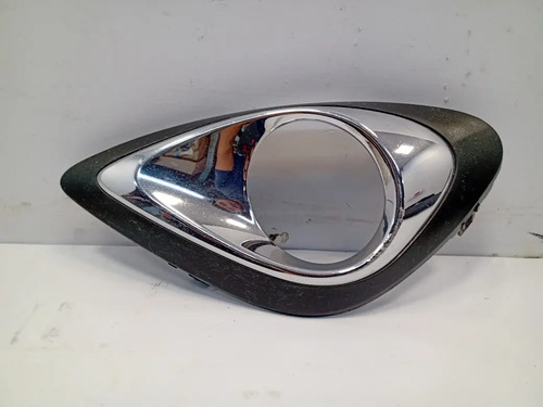 Moldura Farol Milha Esquerdo Nissan March 15/20 Ns2236 Cor:Preto - Nissan - Código 2320