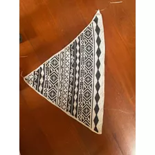 Lenco Triangular Viscose Motivo Africano