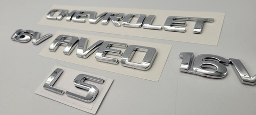 Chevrolet Aveo Ls Emblemas Foto 3