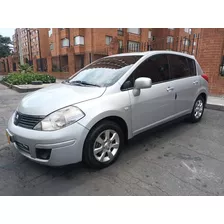 Nissan Tiida Premium / 2008/ Cc 1.800